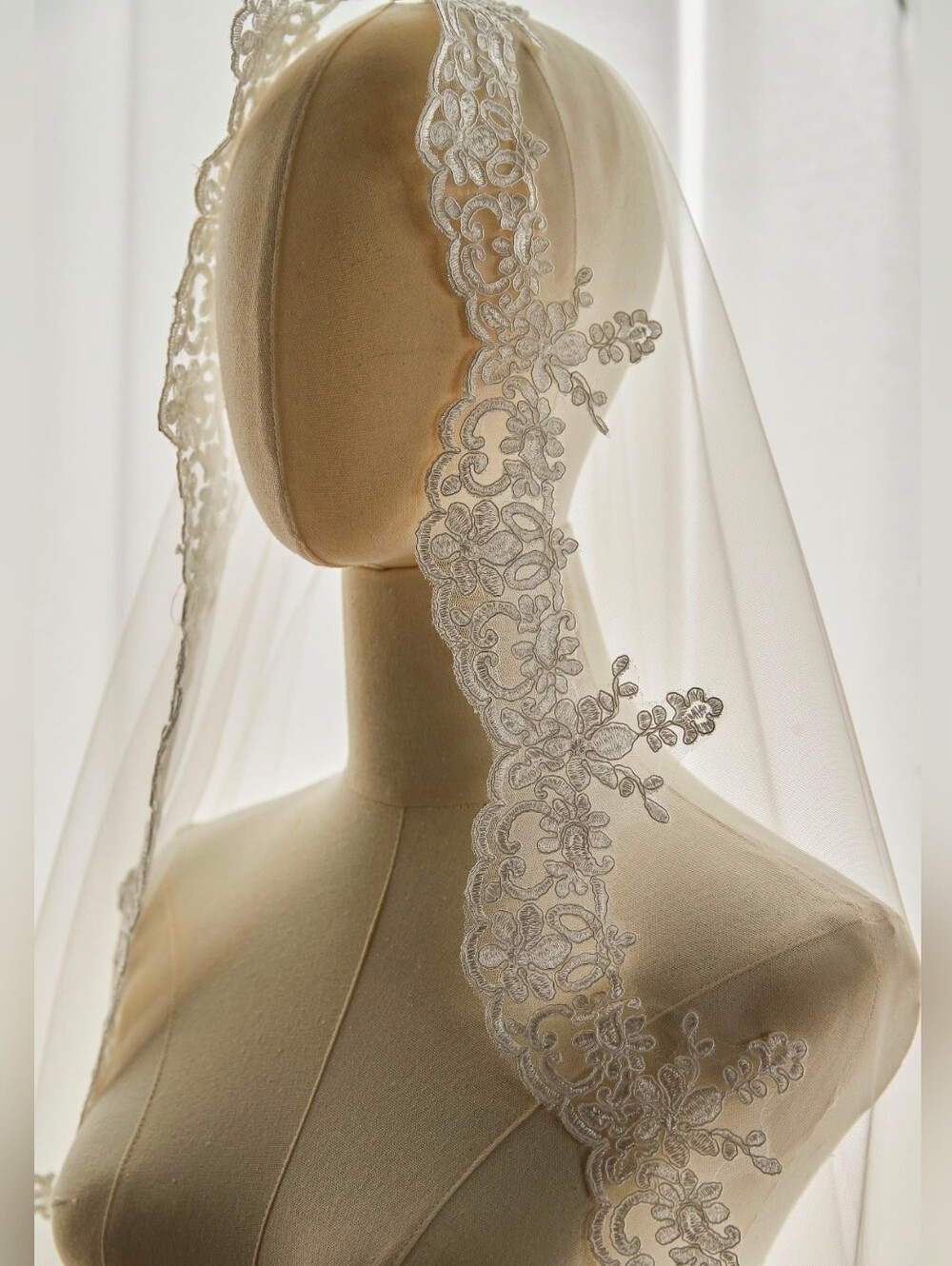Off White Mantilla Lace Wedding Veil With Metal Comb